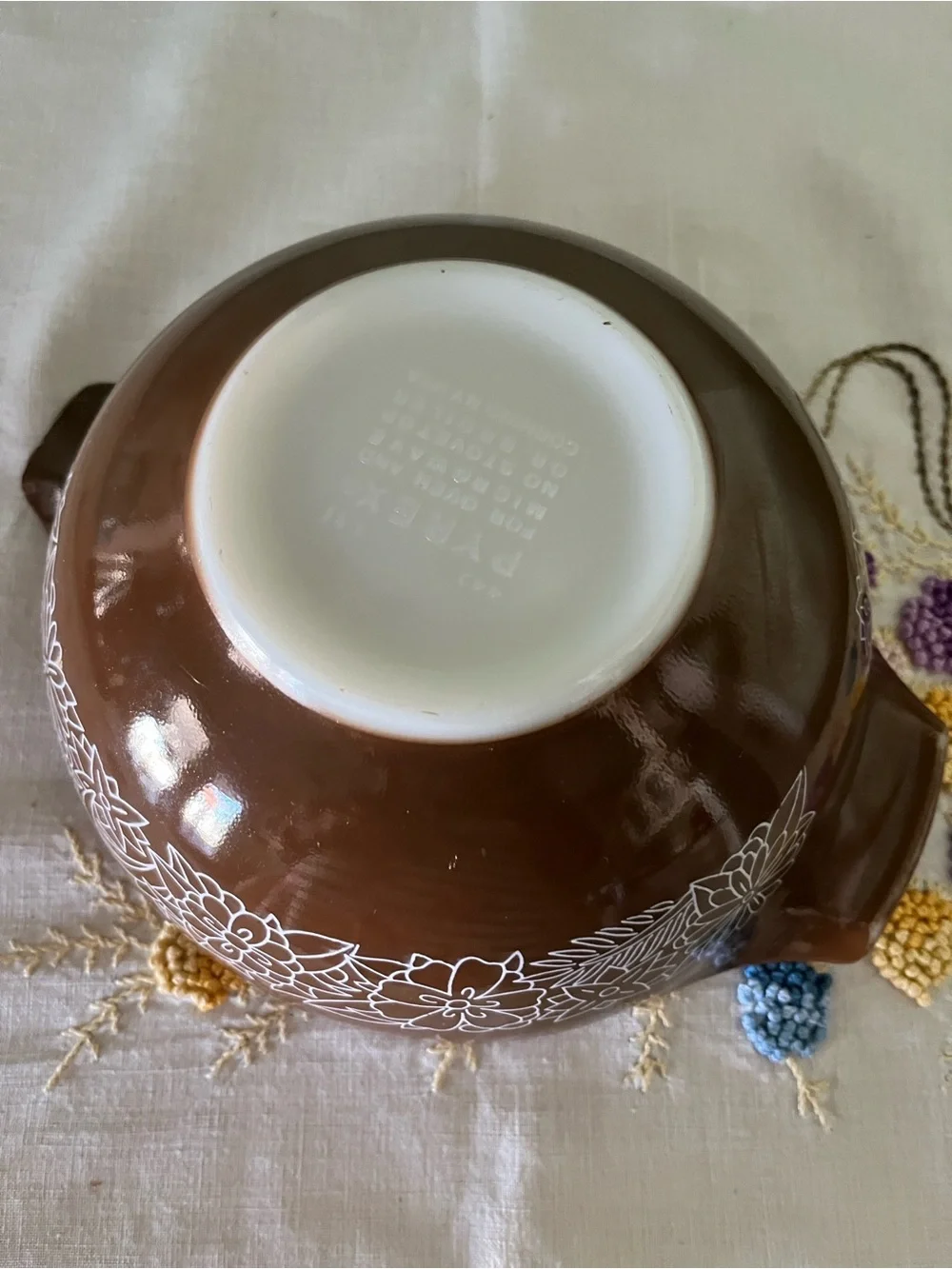 Vintage Pyrex Woodland Cinderella Mixing Bowl #444 – 4 Quart – 1970s